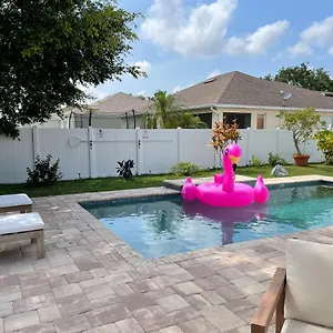 Paradise Heated Pool Near Img And Siesta Key Holiday home